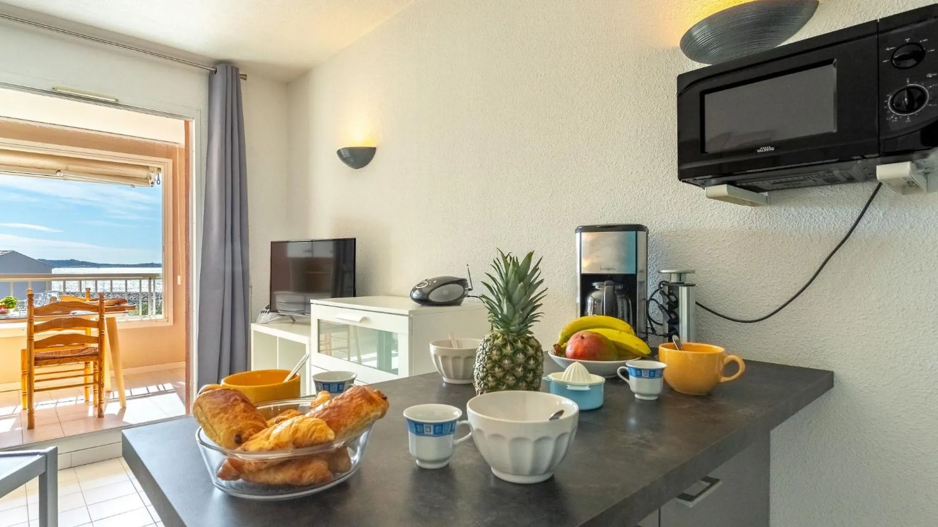 Apartment Les Morières Six-Fours-les-Plages France