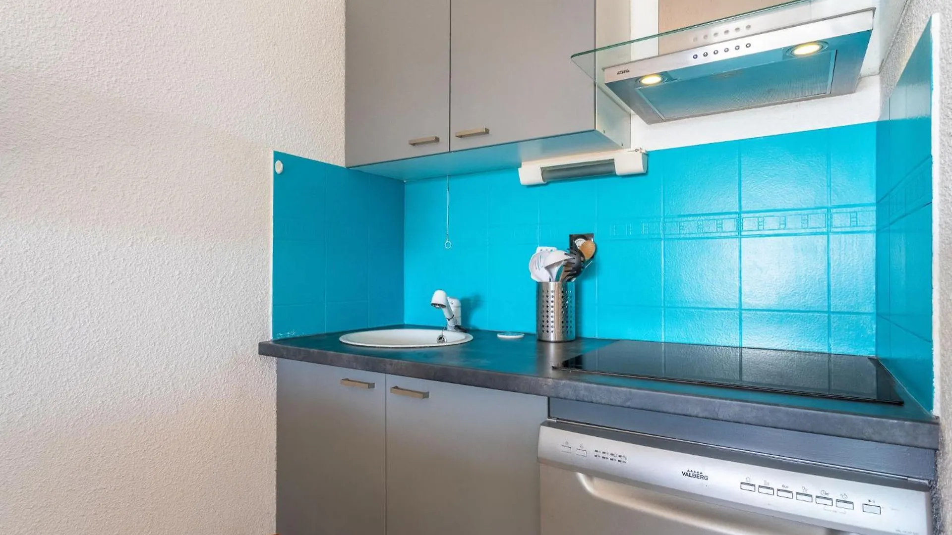 Apartment Les Morières Six-Fours-les-Plages France